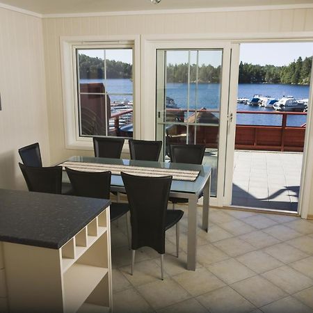 Mones Feriesenter Apartment Мандал Екстериор снимка